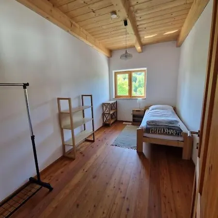 아파트 Mit Garten